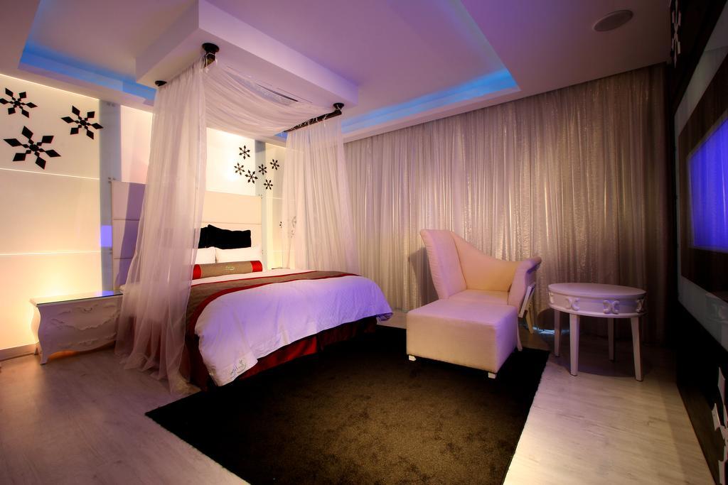 Melody Motel จีหลง ภายนอก รูปภาพ